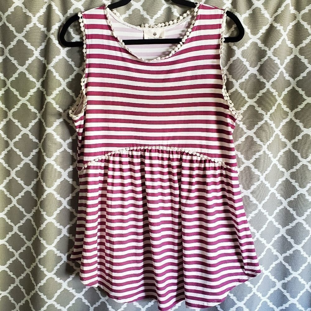 Betsey's Boutique Shop Striped Peplum Top L